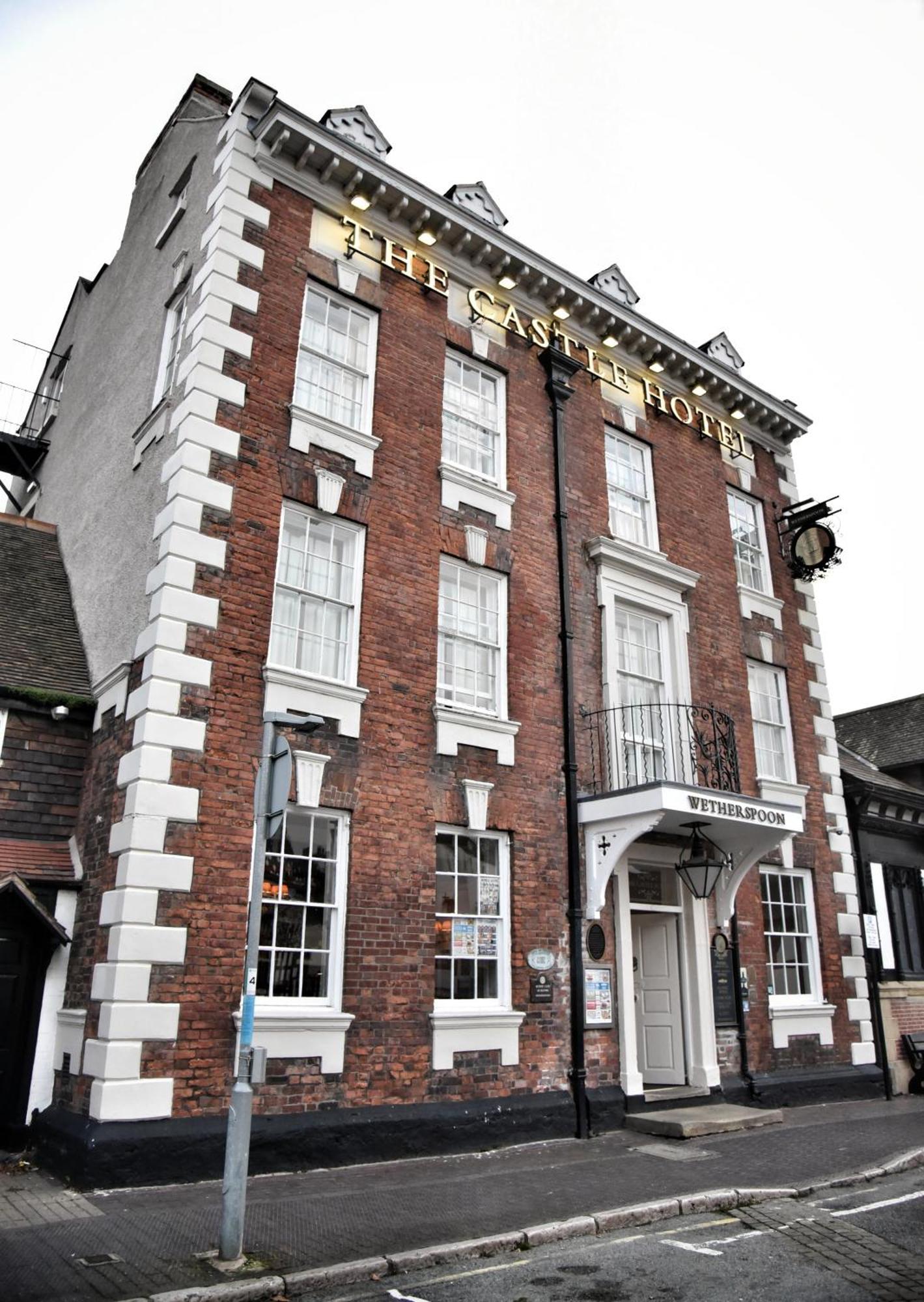 The Castle Hotel Wetherspoon Ruthin Exteriér fotografie