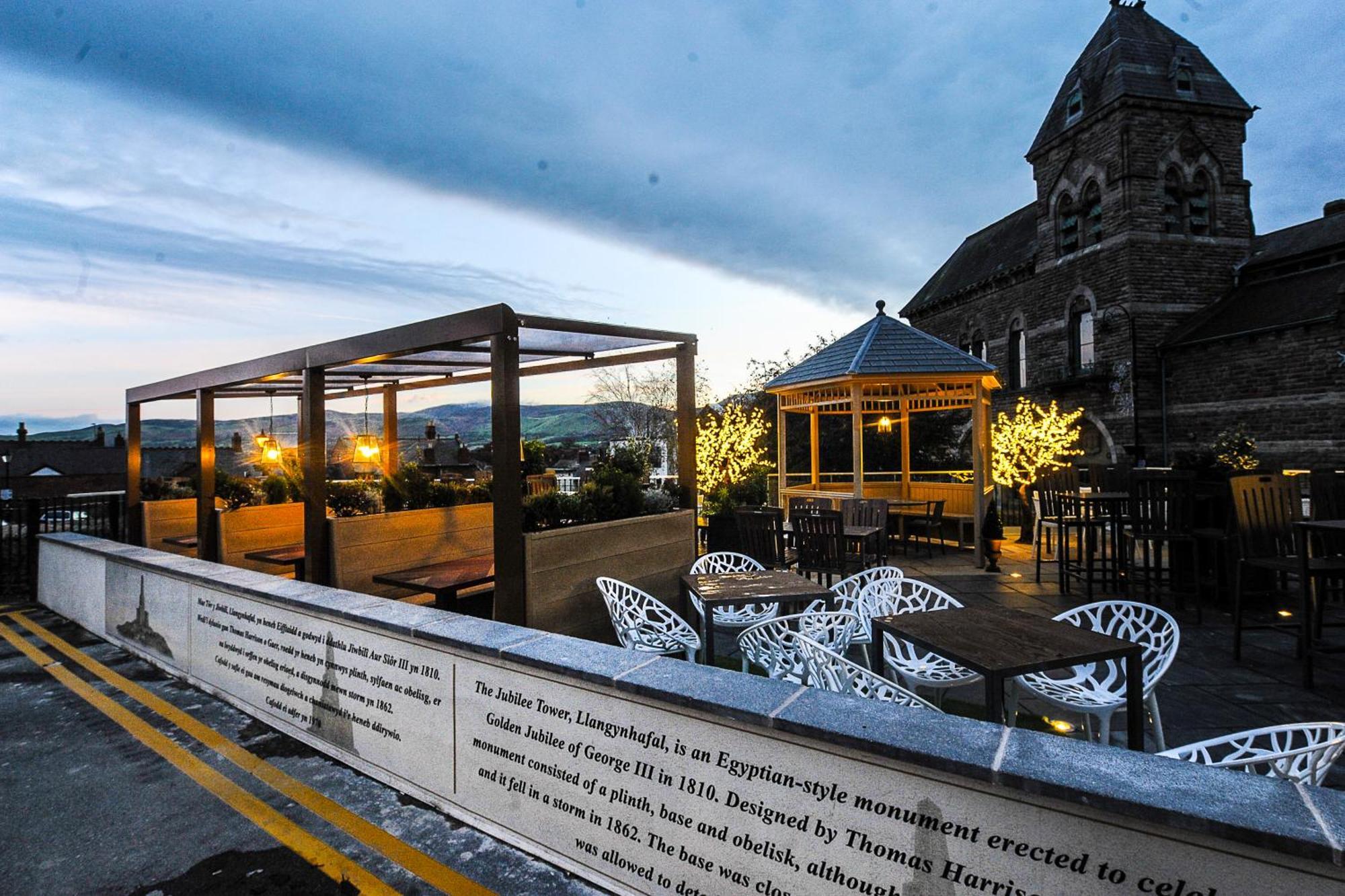 The Castle Hotel Wetherspoon Ruthin Exteriér fotografie