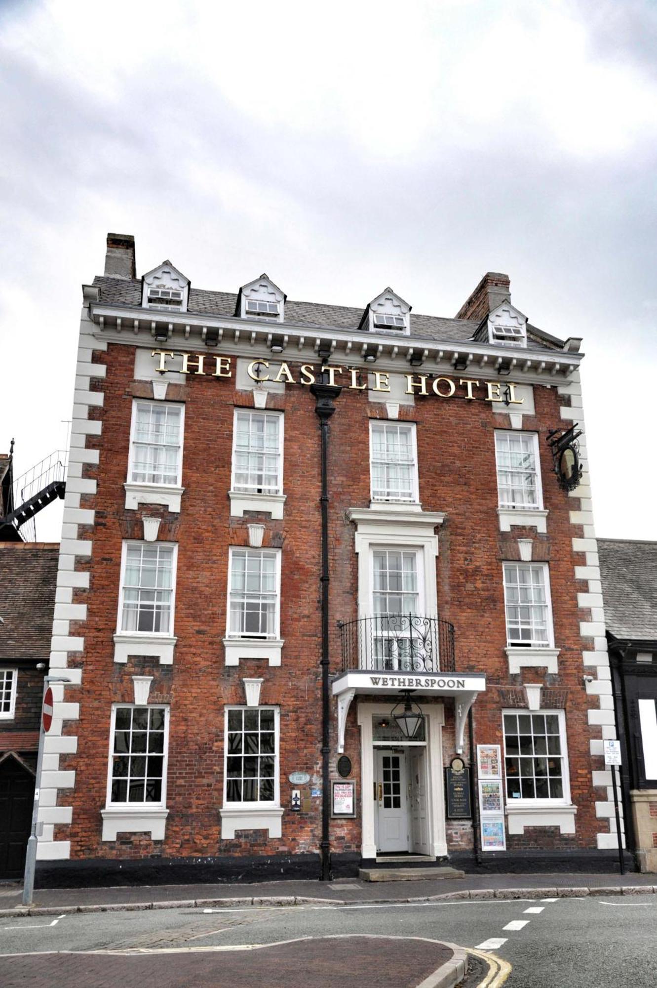The Castle Hotel Wetherspoon Ruthin Exteriér fotografie