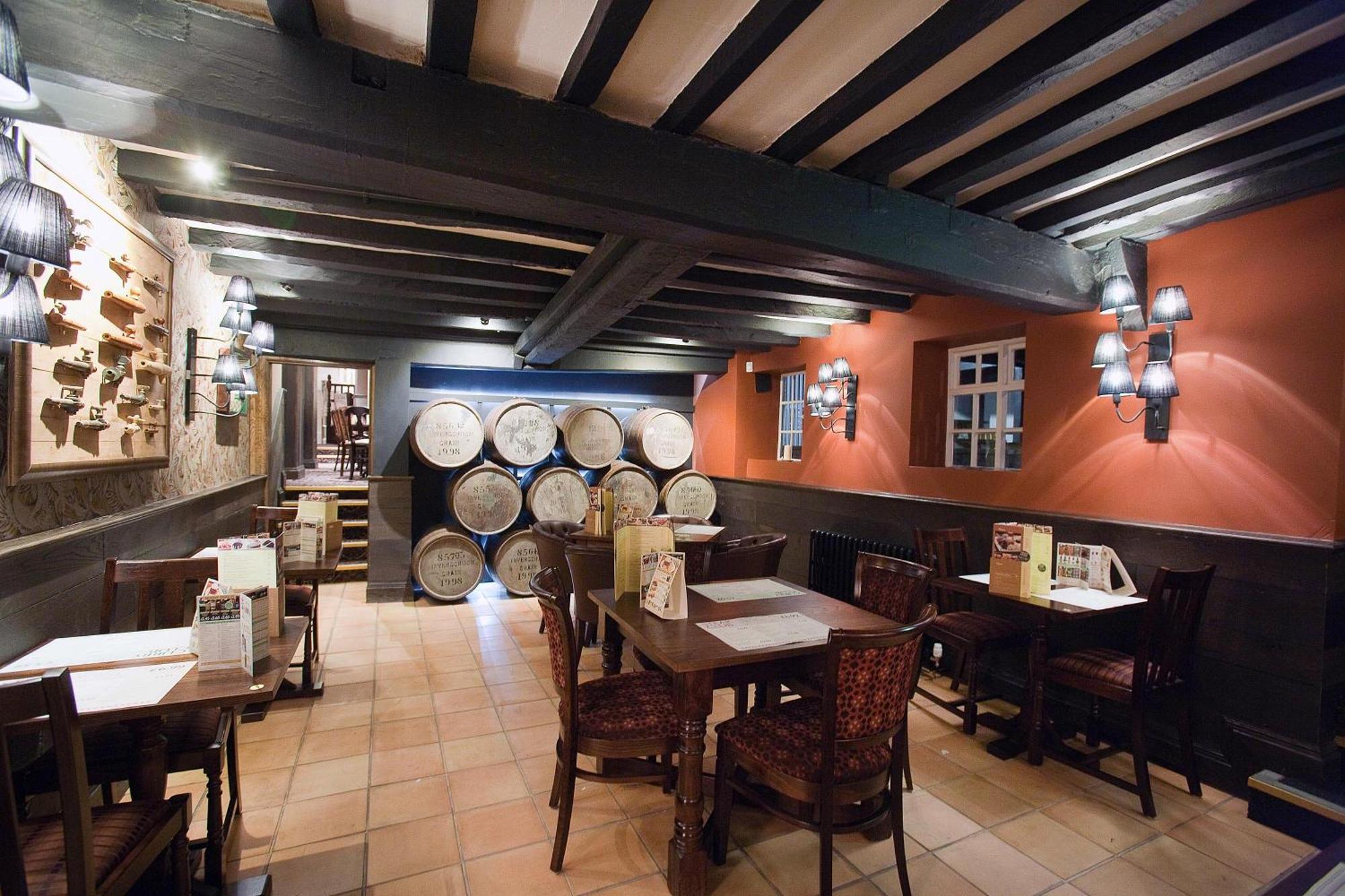The Castle Hotel Wetherspoon Ruthin Exteriér fotografie
