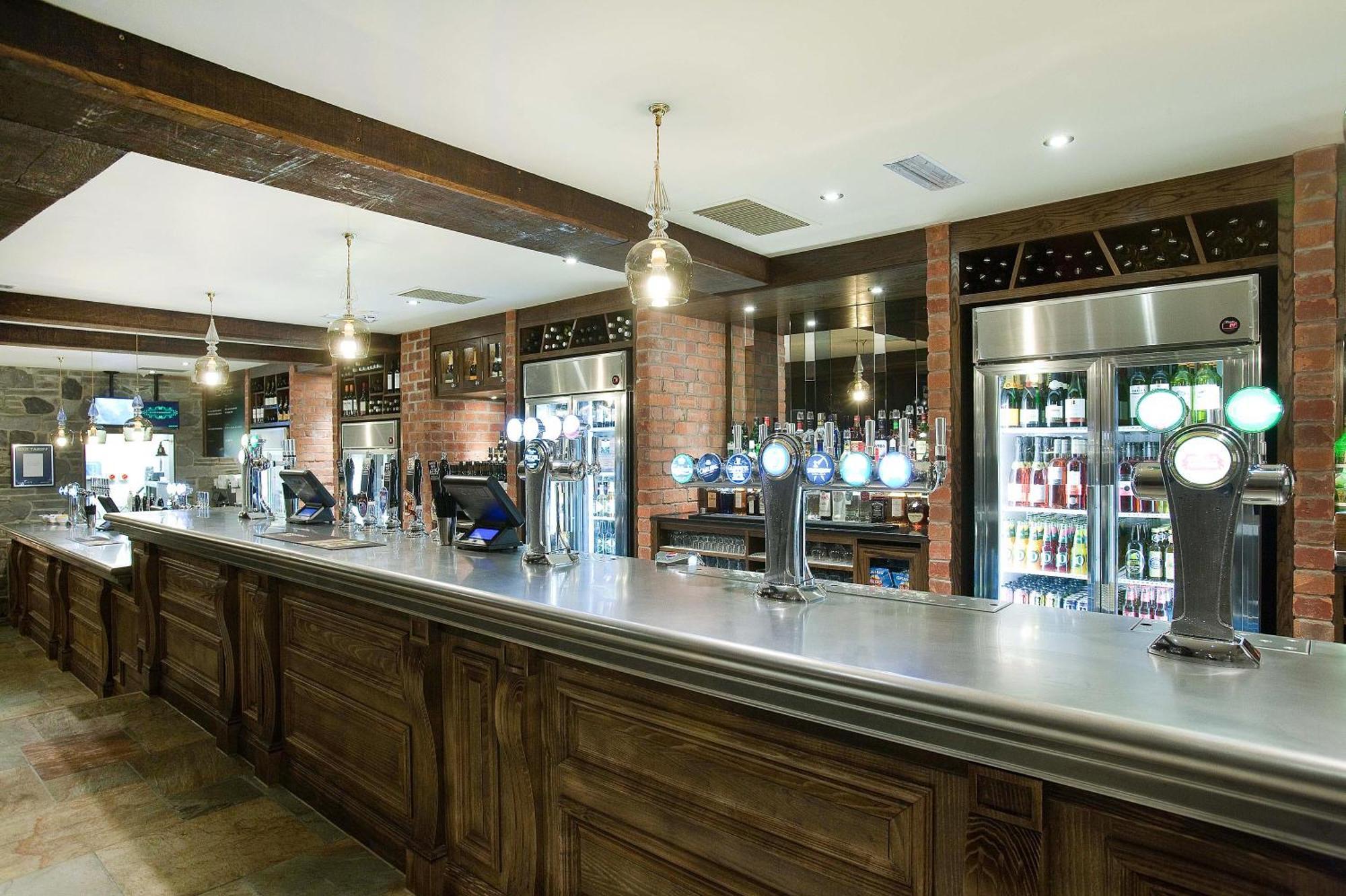 The Castle Hotel Wetherspoon Ruthin Exteriér fotografie
