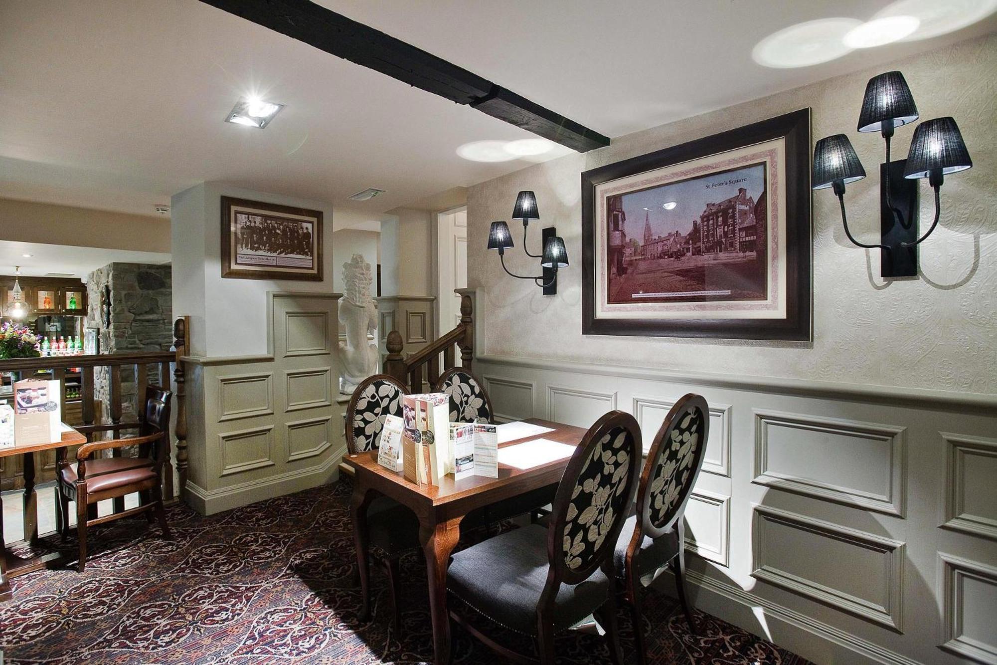 The Castle Hotel Wetherspoon Ruthin Exteriér fotografie