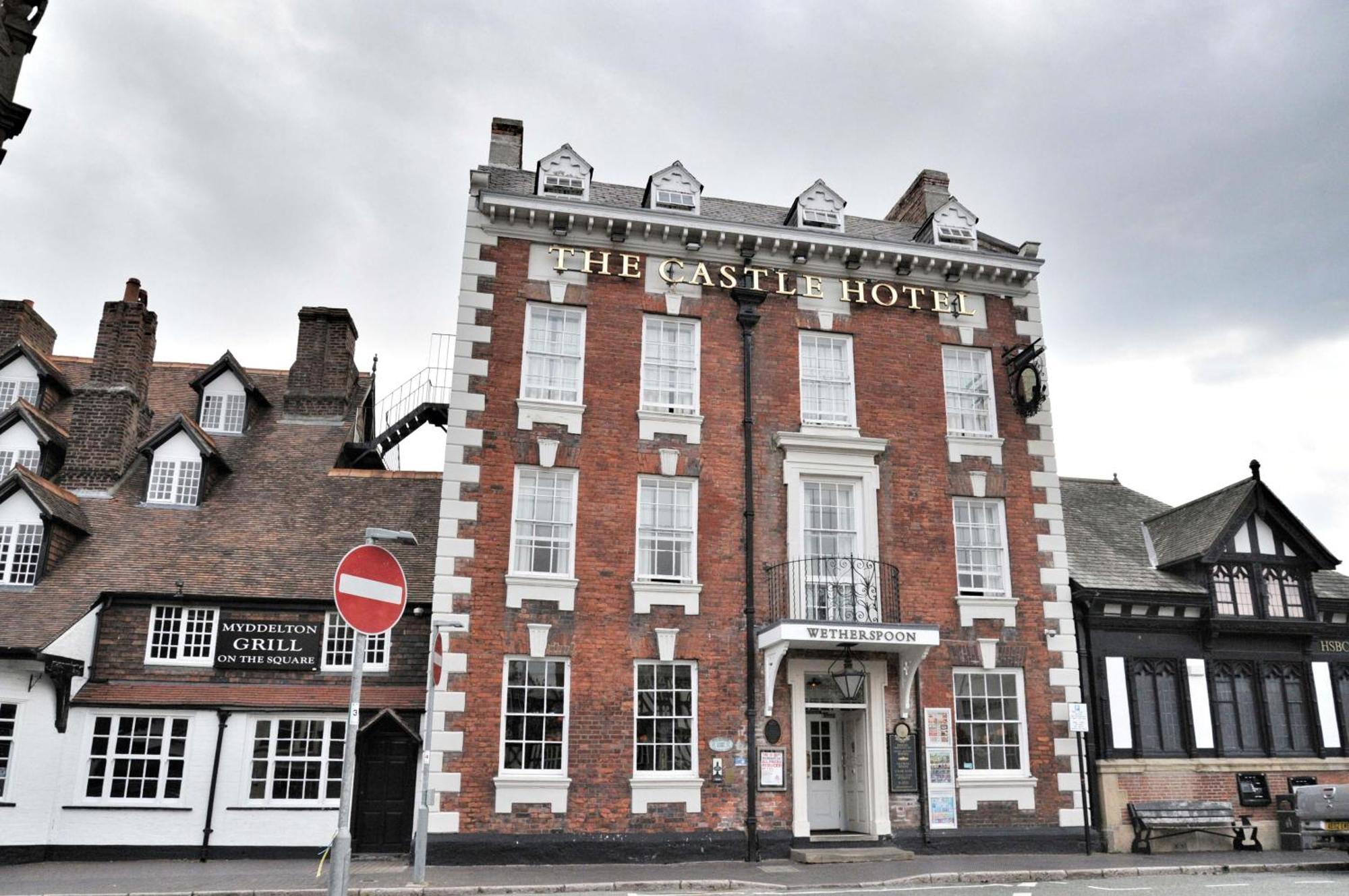 The Castle Hotel Wetherspoon Ruthin Exteriér fotografie